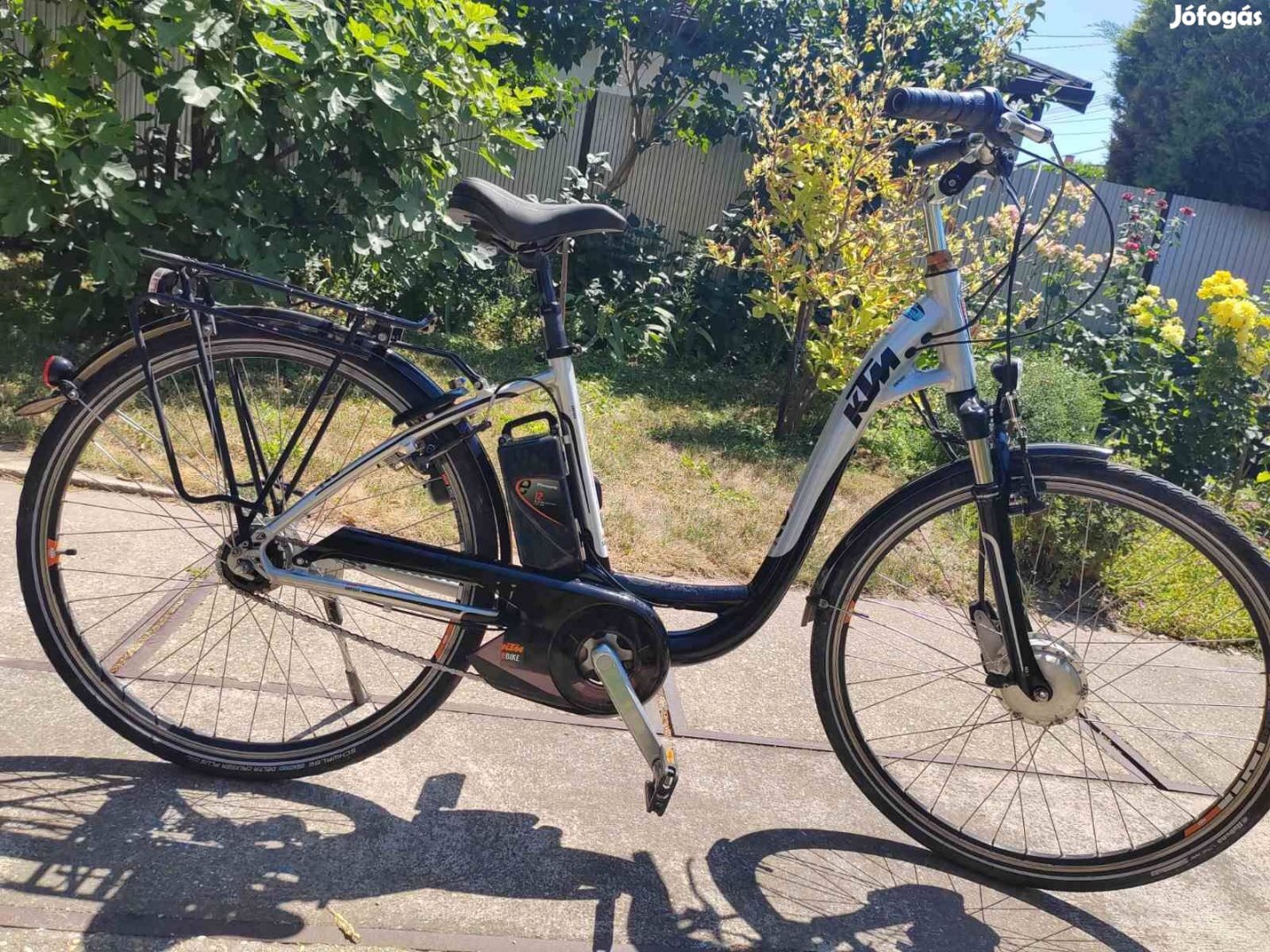 28-os KTM Amparo 8 FR női mélyvázas elektromos ebike pedelec kerékpár