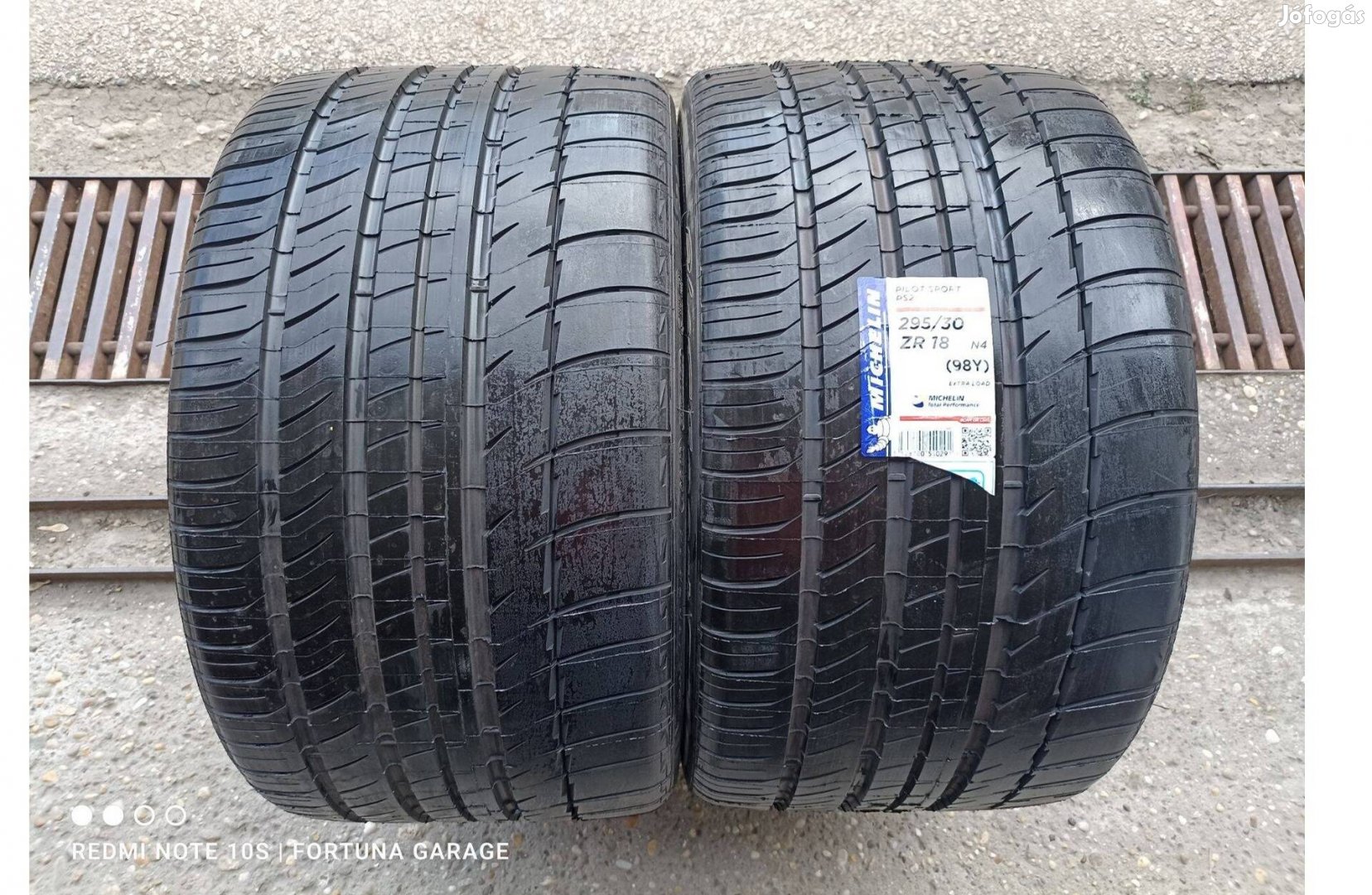 295/30 R18" Michelin PS2 túltárolt nyári gumik