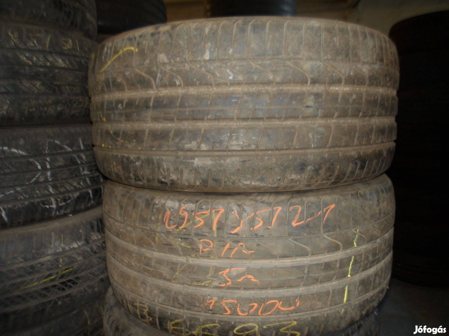 295/35r21 Pirelli nyári gumi ajándék szereléssel