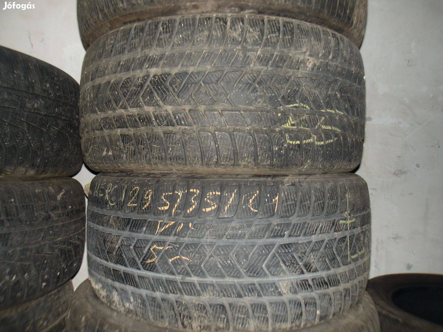 295/35r21 Pirelli téli gumi ajándék szereléssel