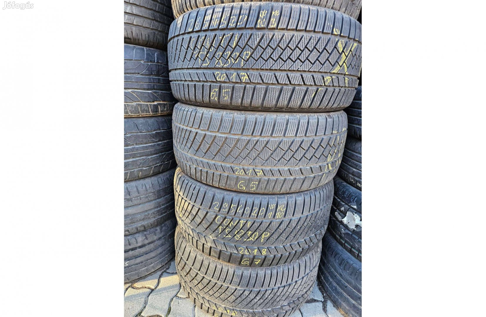 295/40R20 És 265/45R20 Conti TS8830 Újszerű Téli Gumik