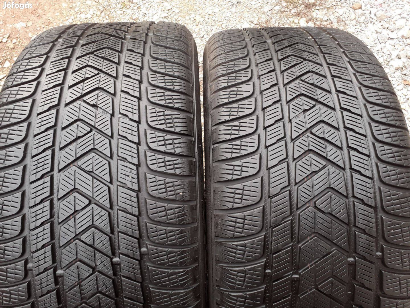 295/45 R20 téli gumi 2db Pirelli DOT2020