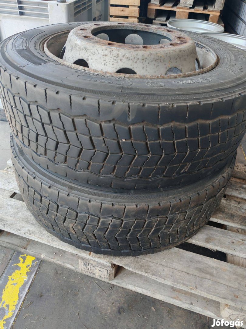 295/60R22.5 kerék garnitúra húzó tengelyre