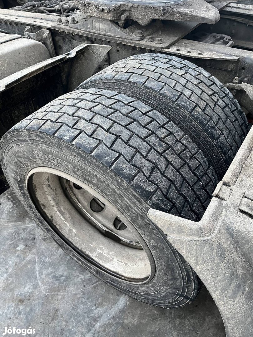 295/60 22,5 Hankook 4db