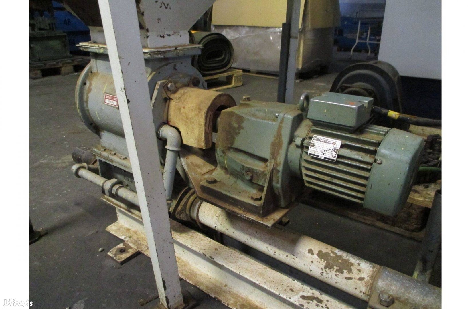 2968 - Cellás adagoló