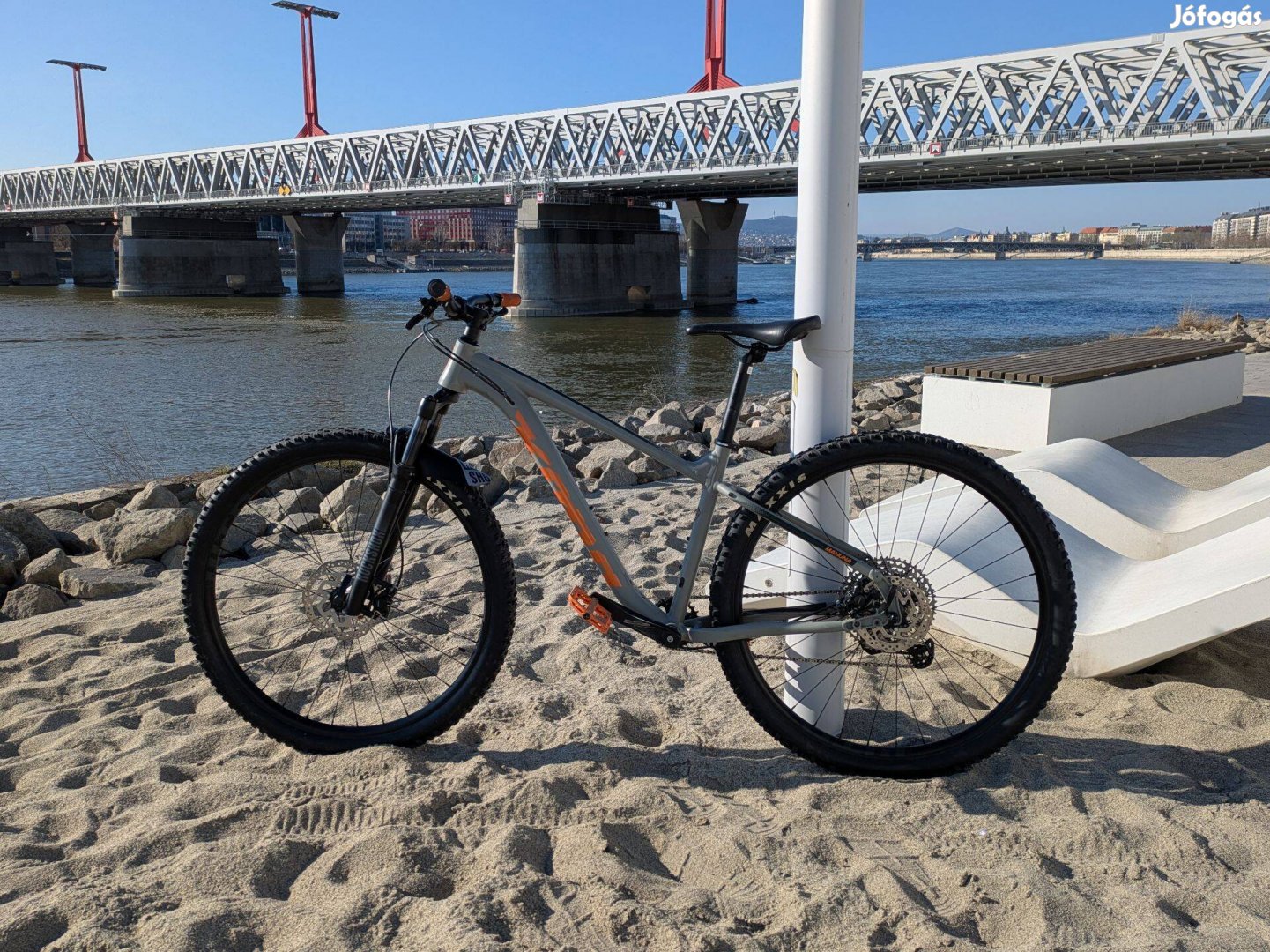 29" Kona Mahuna M terepkerékpár
