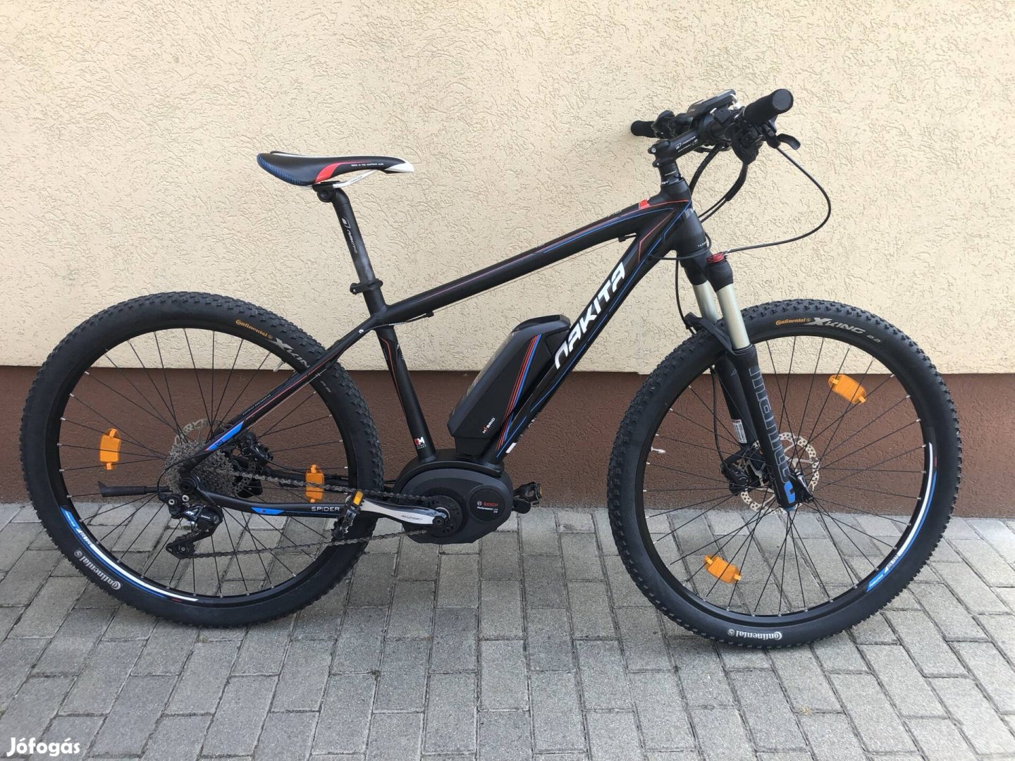 29"-os Nakita e mtb, 48-as váz, CX 400Wh, 465km