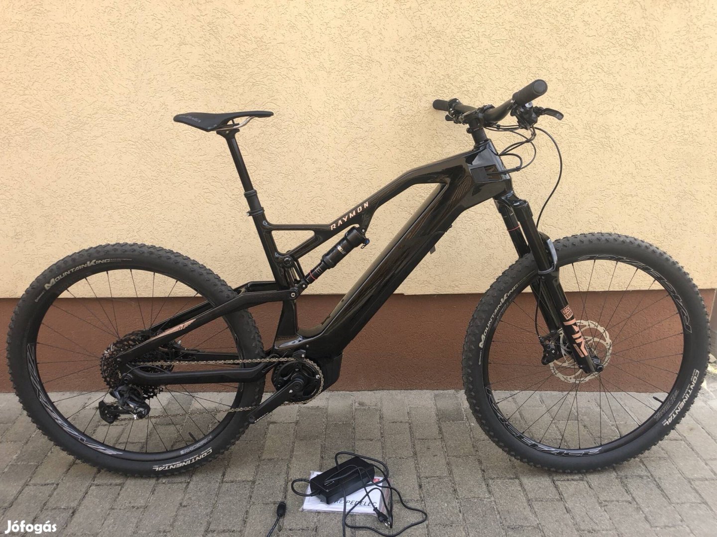 29"-os Raymon airray 12.0 ebike, karbon váz, XL méret, 105km