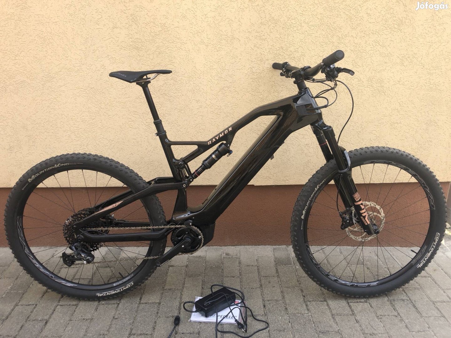 29"-os Raymon airray 12.0 ebike, karbon váz, XL méret, 105km