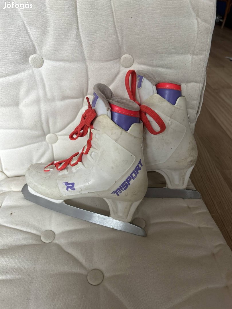 29-es gyerek korcsolya