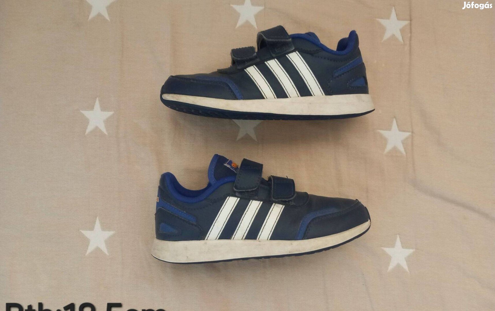 29-es kisfiú sportcipő Bth 18,5 cm