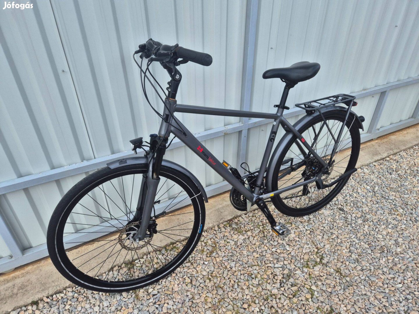 2R manufaktur 28" férfi trekking kerékpár bicikli tárcsafék agydinamó