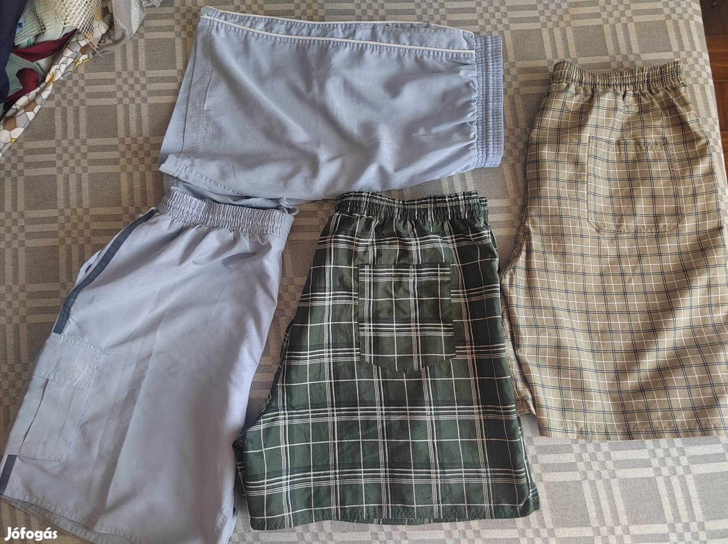 2XL-Es férfi rövid nadrágok eladók 