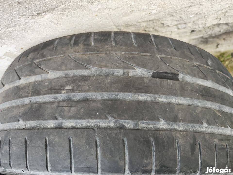 2+1 235/45 R18 gumiabroncs 3 db 1000 ft