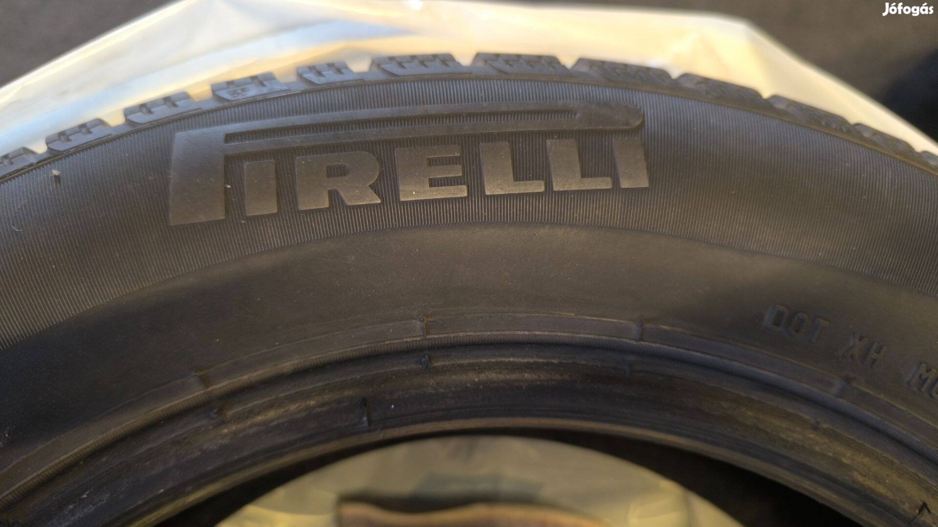 2-2 db Pirelli 185/65R15 téli gumiabroncs eladó