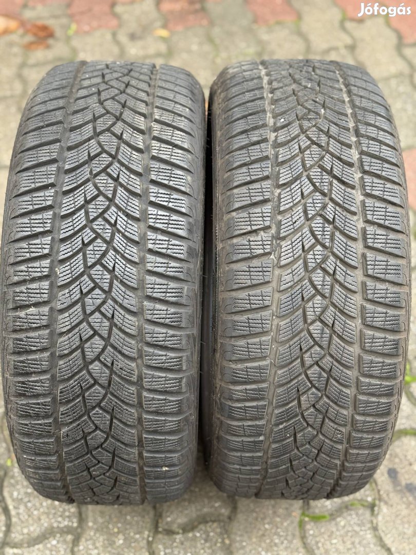 2 DB 215 / 50 R17 Goodyear Téli Gumi Újszerű!