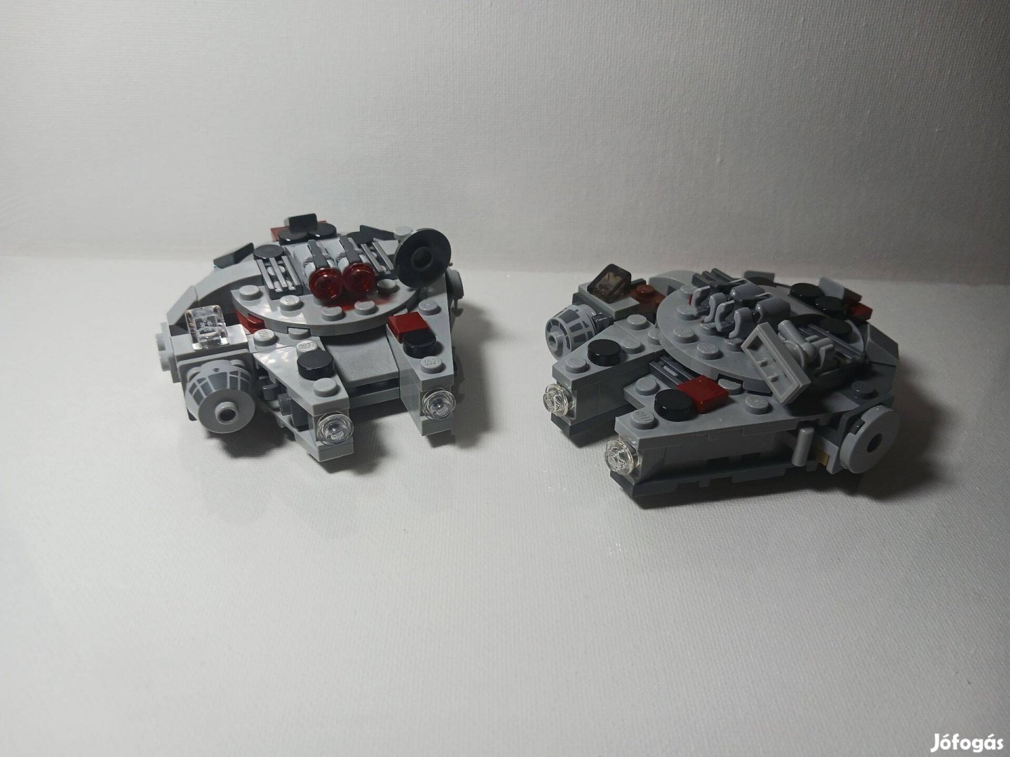 2 Összeépített Star Wars Millenium Falcon Microfighter