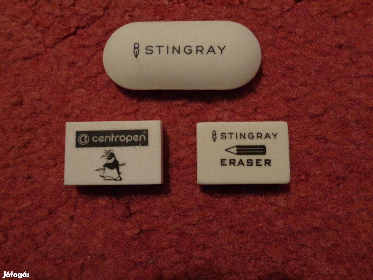 2 Stingray és egy pingvines radír együtt