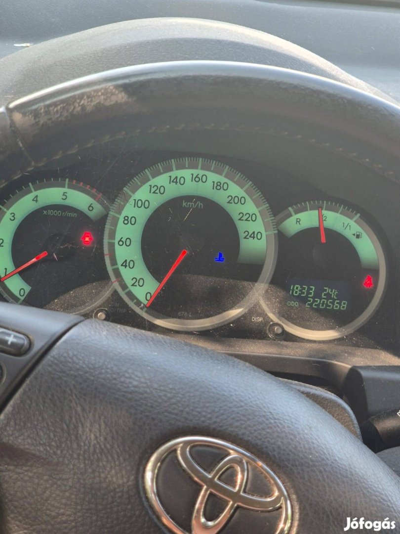 2 Toyota egyben bontásra