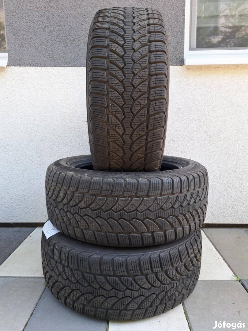 2 +1 darab 225/50 r17 újszerű Bridgestone defekttűrő téligumi DOT2921