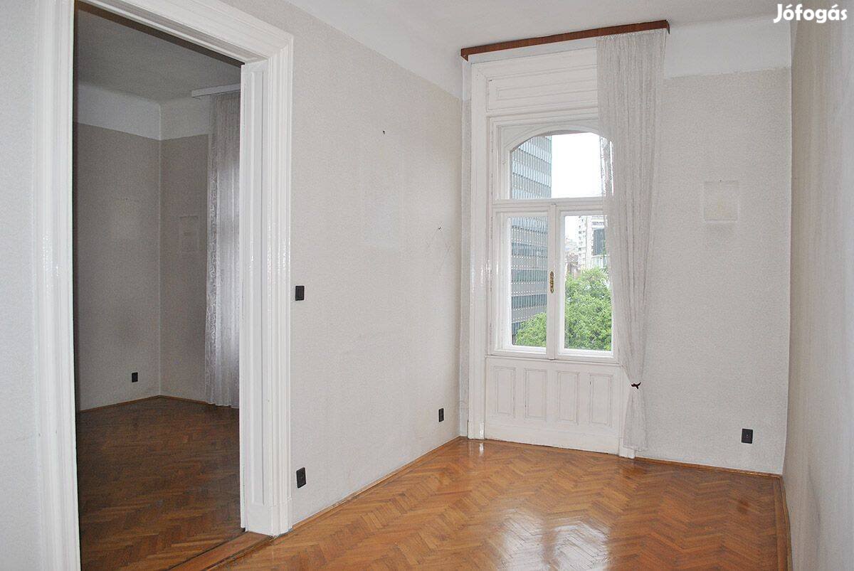 2. emeleti, 2 szobás, 62 m2-es, jól kiadható polgári lakás eladó!