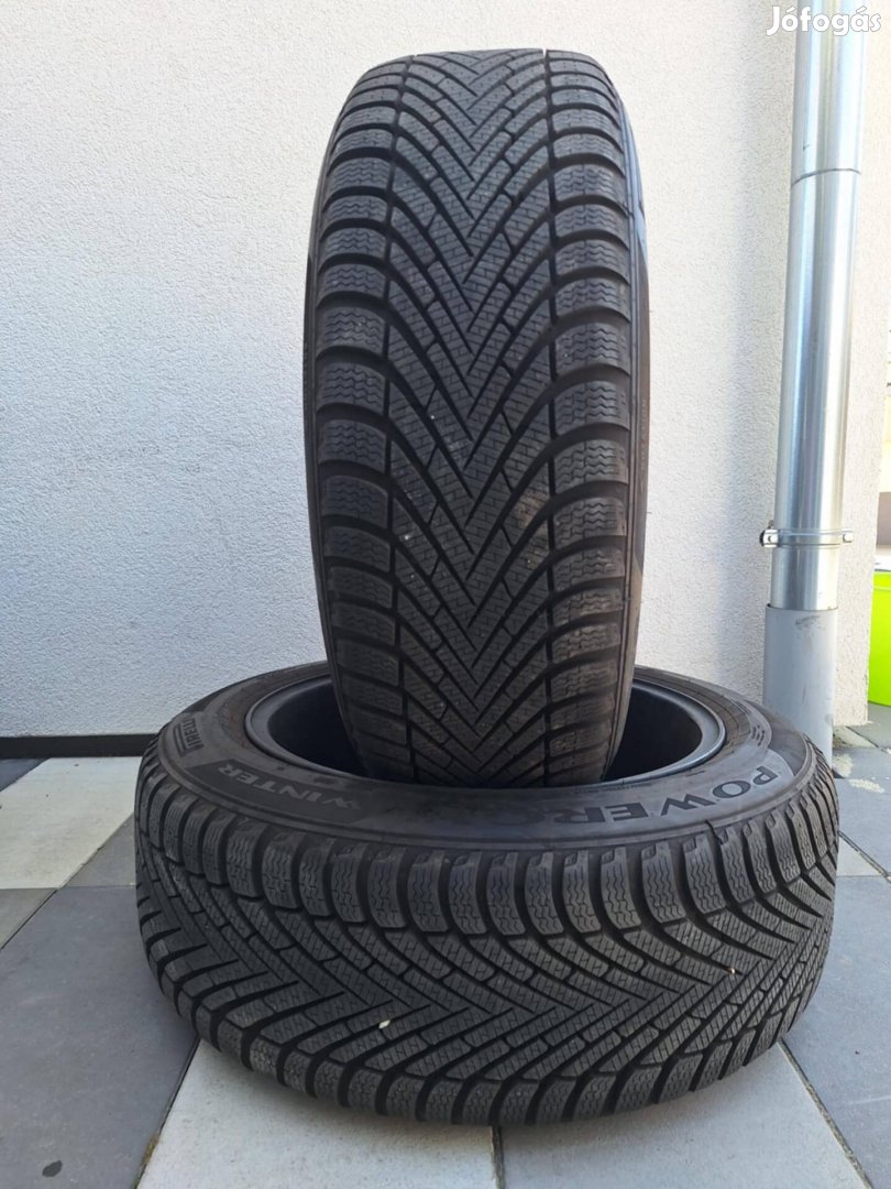 2 darab 225/55 r18 Pirelli közel új téligumi DOT4224