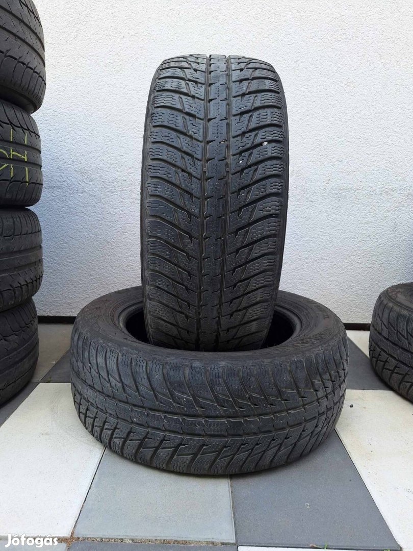 2 darab 235/55 r17 Nokian téligumi jó állapotban DOT3316