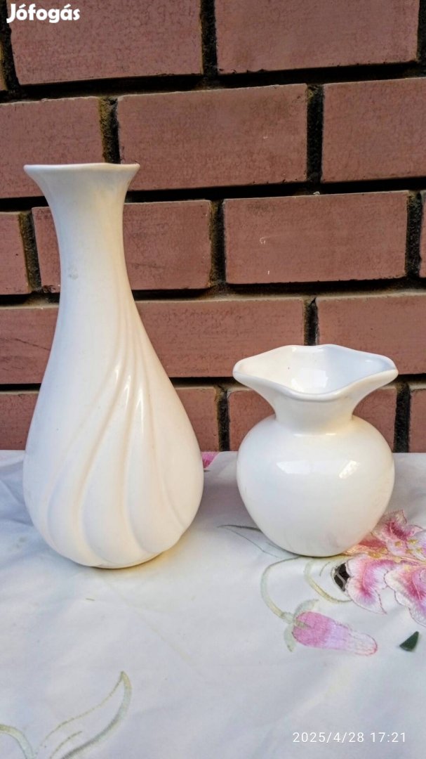 2 darab hófehér retro porcelán váza hibátlan újszerű állapotban