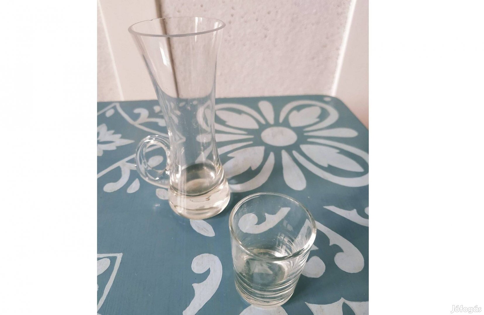 2 darab különleges röviditalos pohár, üveg