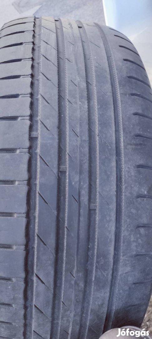 2 db 205/60 R16 (V96) extra load xl Nokian wetproof gumiabroncs