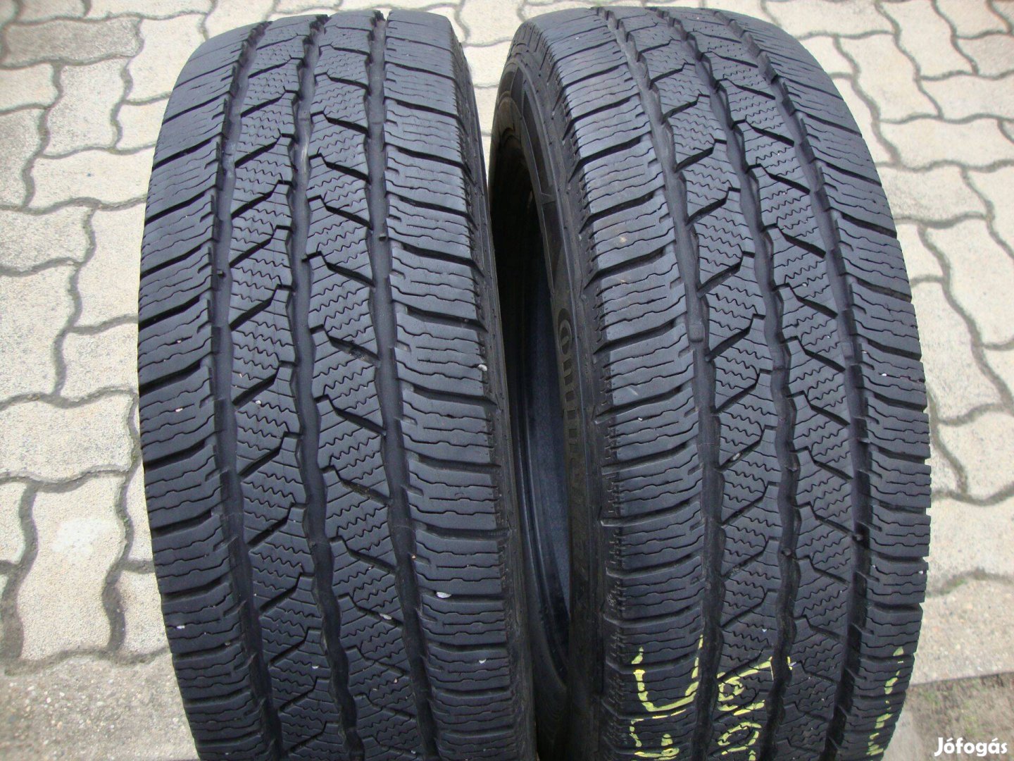 2 db 205/75R16C Continental Van Contact Winter téli gumi