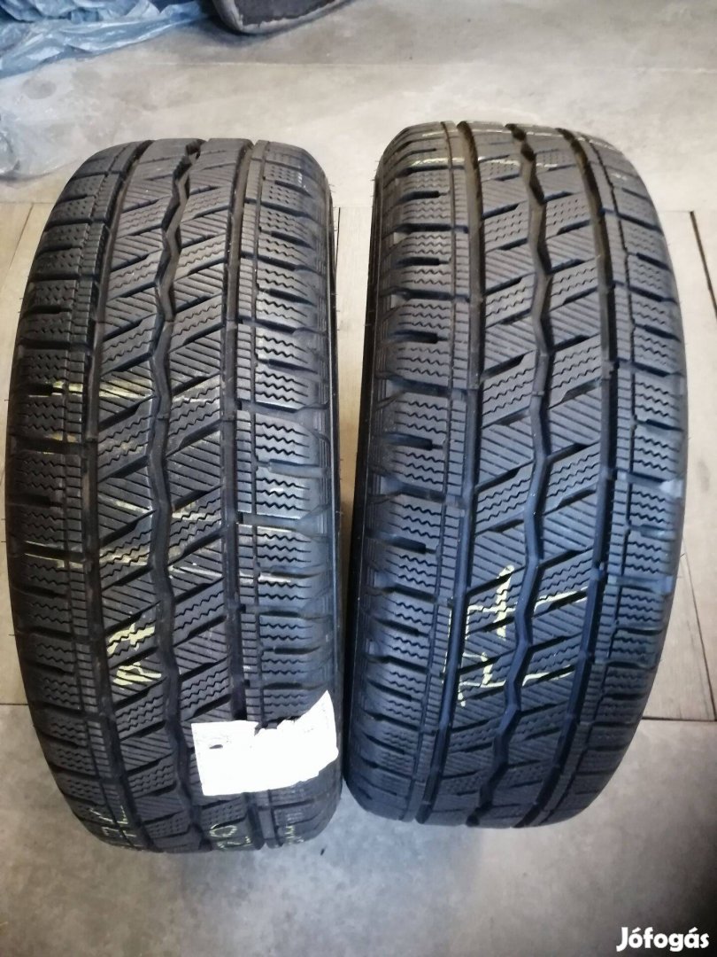 2 db 215/60R17C Hankook Winter Icept LV téli gumi