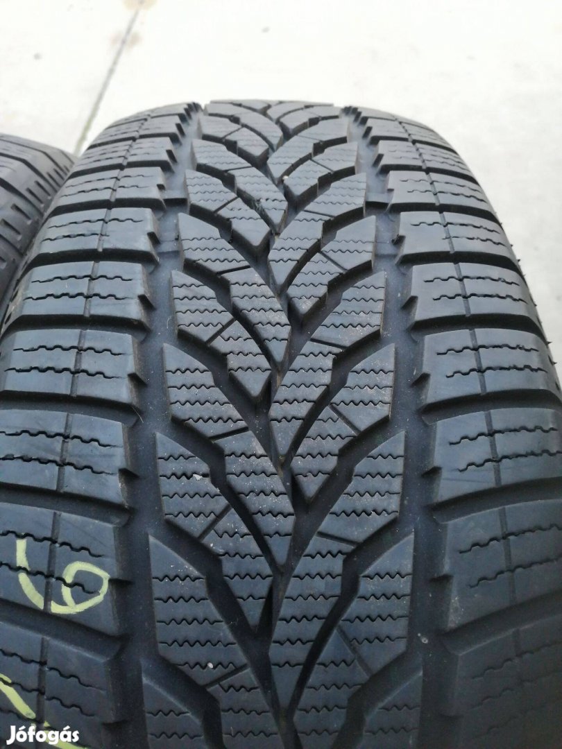 2 db 215/65R16 102H Star Performer téli gumi 2021