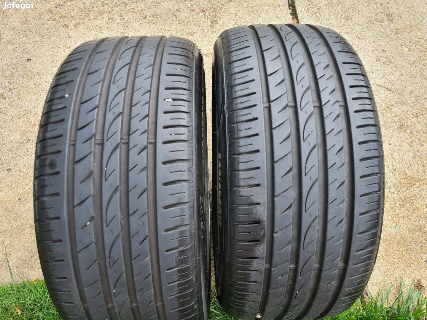 2 db 245/40 ZR 18 Nexen nyári autógumi