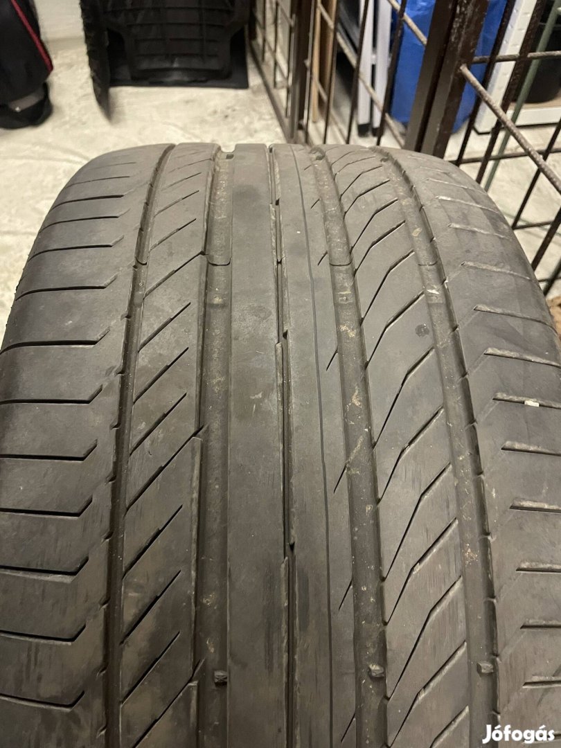 2 db 275/45 ZR 20 és 2db 305/40 ZR 20 nyári gumi (ár/teljes szett)