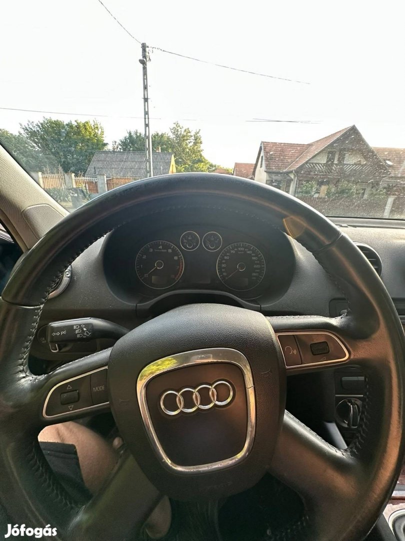 2 db Audi A3(nem bontott autók)