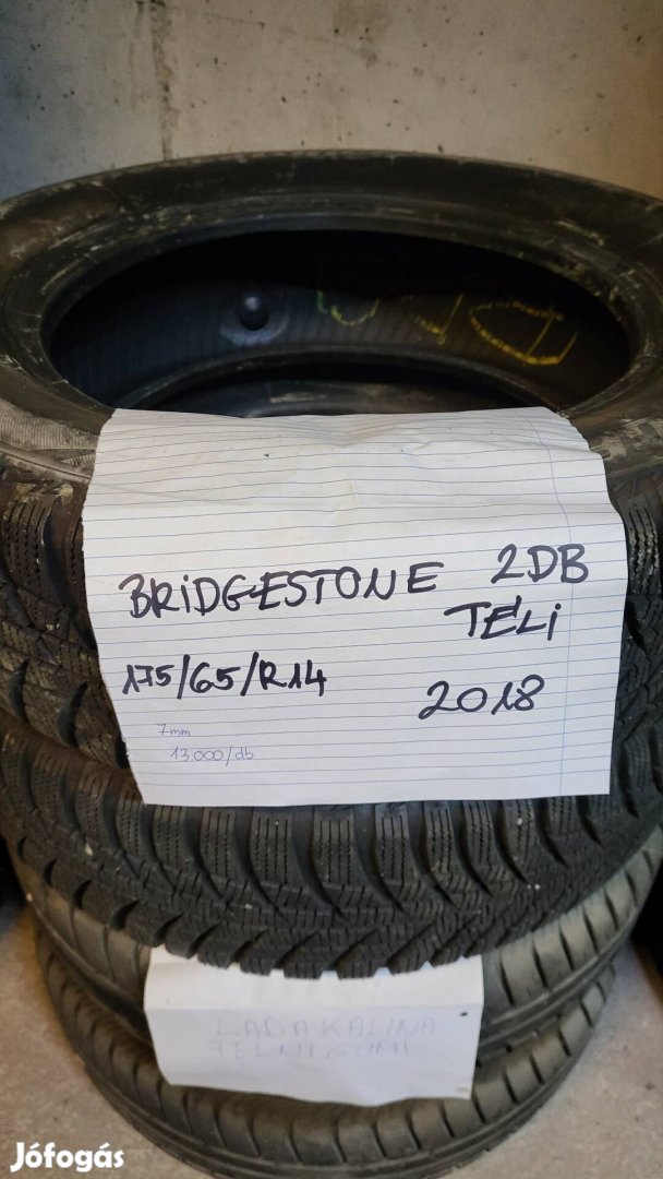 2 db Bridgestone téli gumi eladó. 175/65R14 