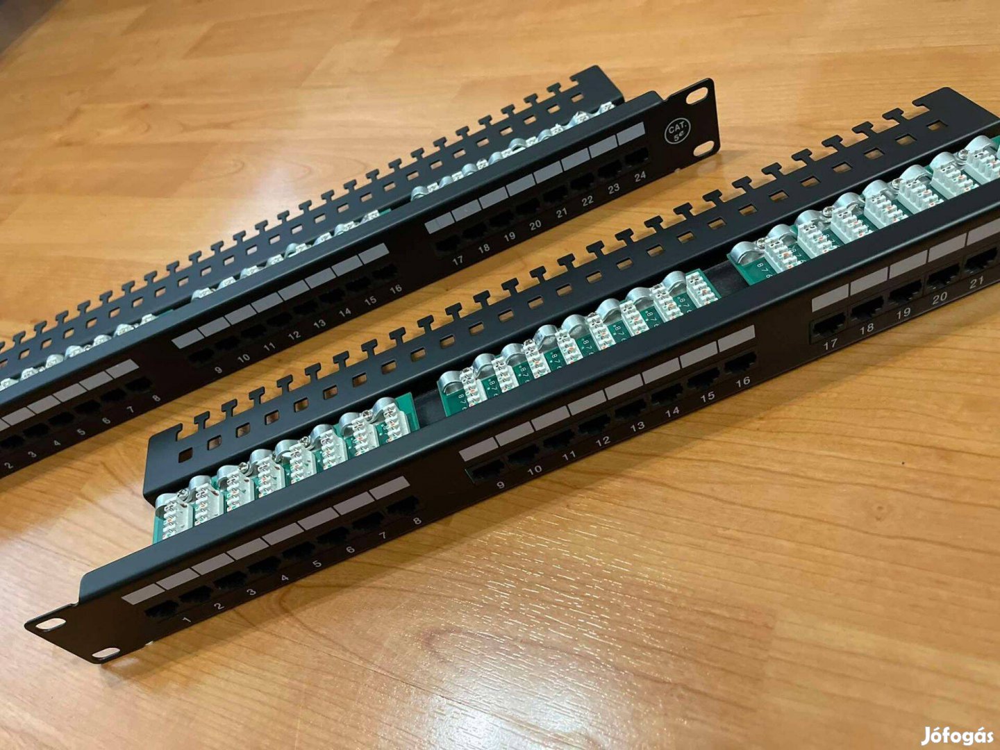 2 db Datacom CAT5E Patch Panel 19" UTP 24 port