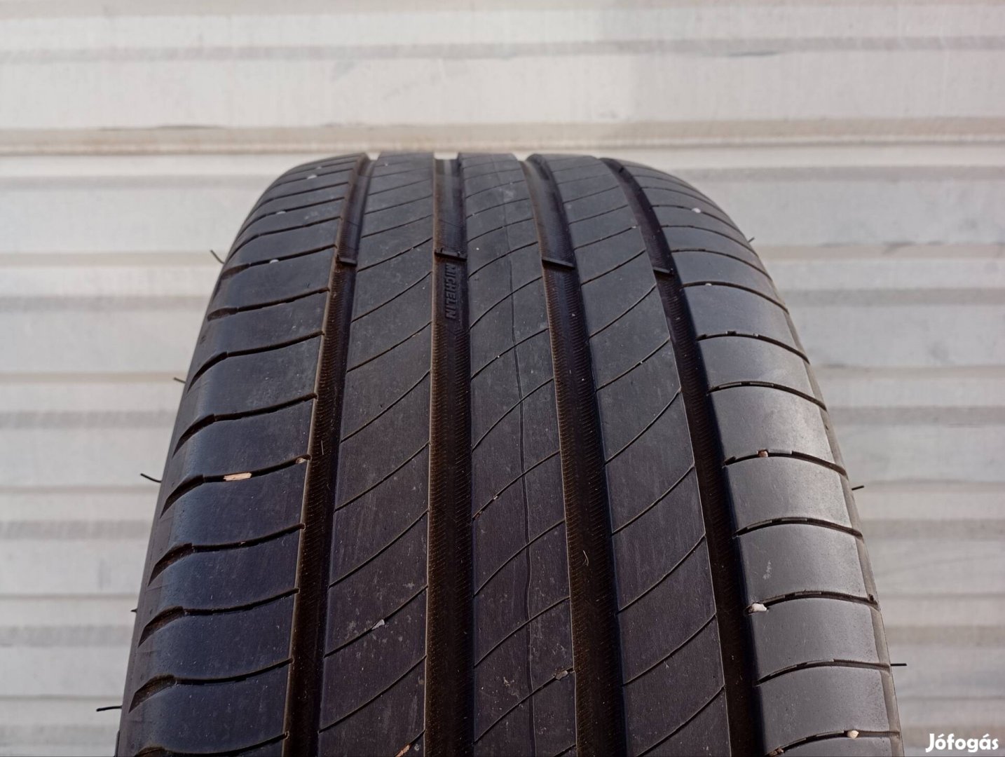 2 db Michelin Primacy 4 VOL 235/40 R19 96W XL nyárigumi.