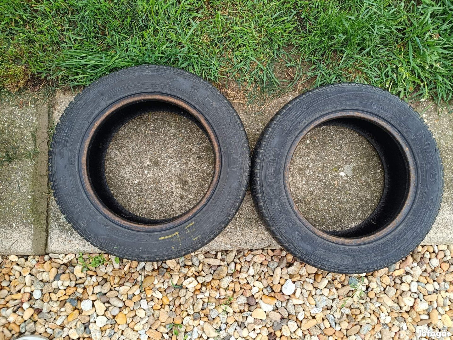 2 db Nokian Nre 185/60/R14 82T nyári gumi 