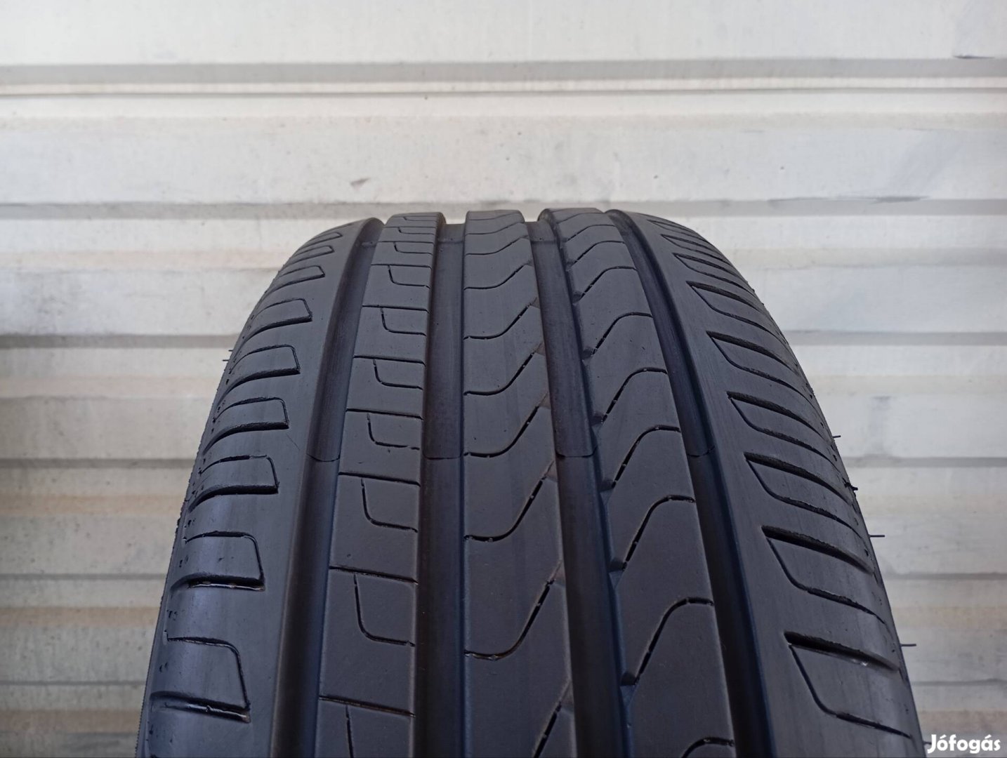 2 db Pirelli P7 Cinturato RFT MOE 245/40 R19 98Y XL