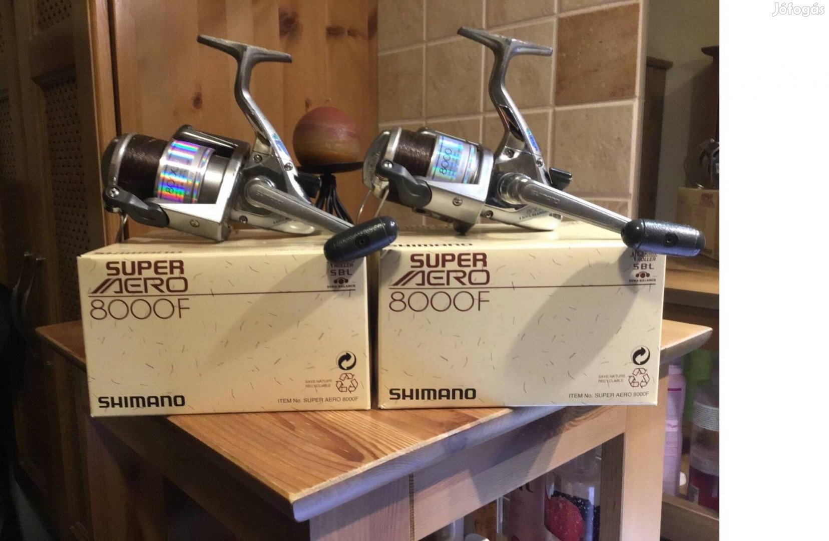 2 db Shimano Super Aero 8000 F horgászorsó dobozában!