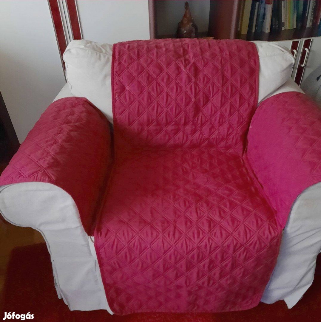 2 db Sofa Saver steppelt fotel védő huzat piros újszerű állapotban