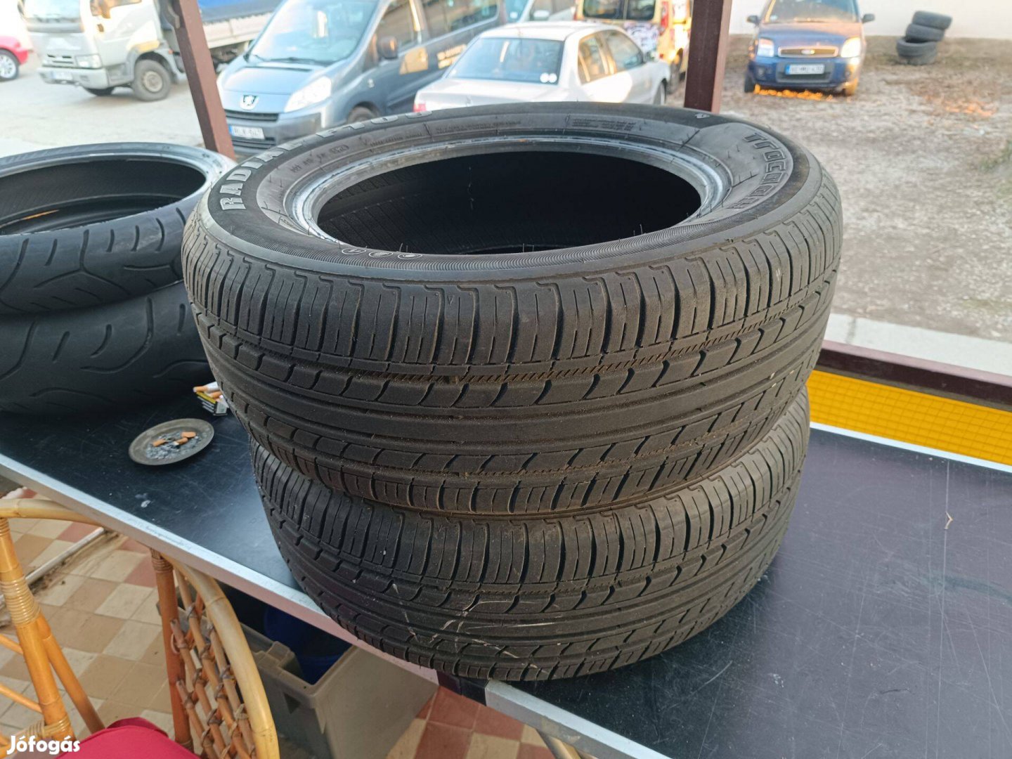 2 db Tracmax 215/60 R16 nyári gumi (zozizo)