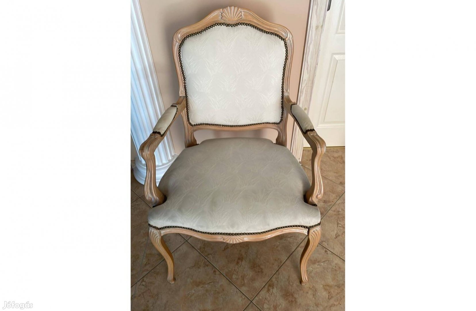 2 db XIV Lajos mintás szék