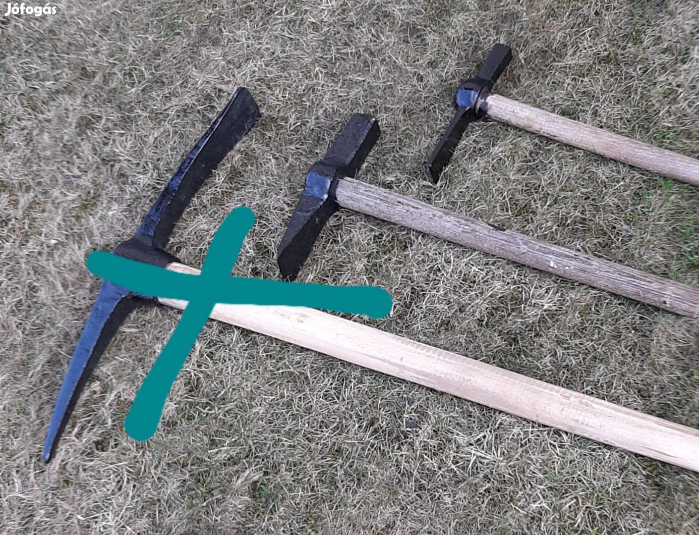 2 db. Különböző méretű csákány egyben 6000ft.-ért eladó