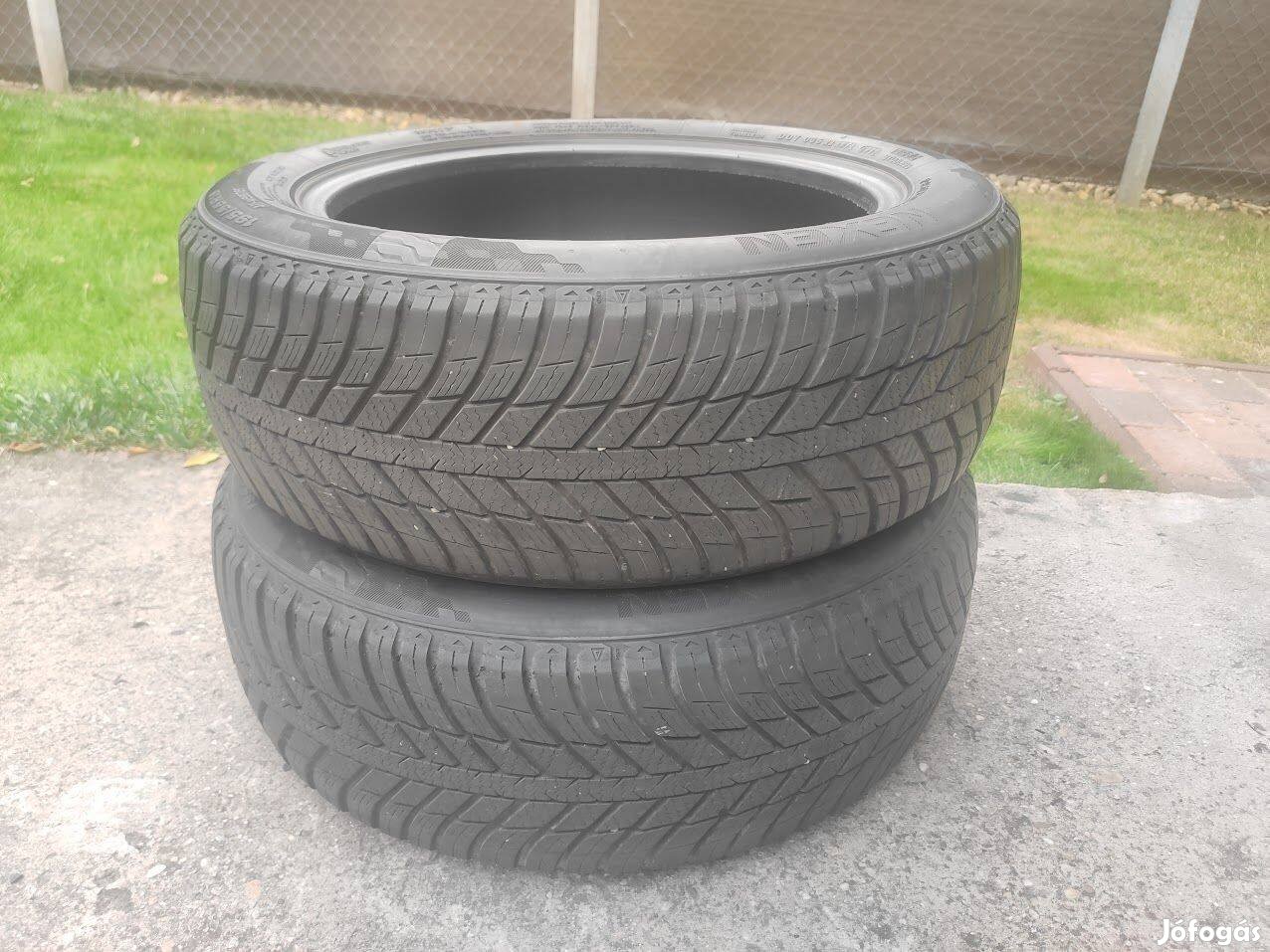 2 db. Nexen N blue, 4 évszakos gumi jó állapotban eladó