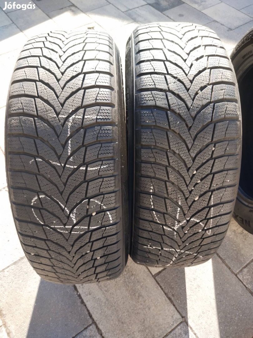 2 db  SUV Téli gumi 215/60 R17