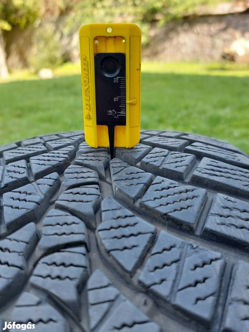 2 db, téli 225/55 R17 