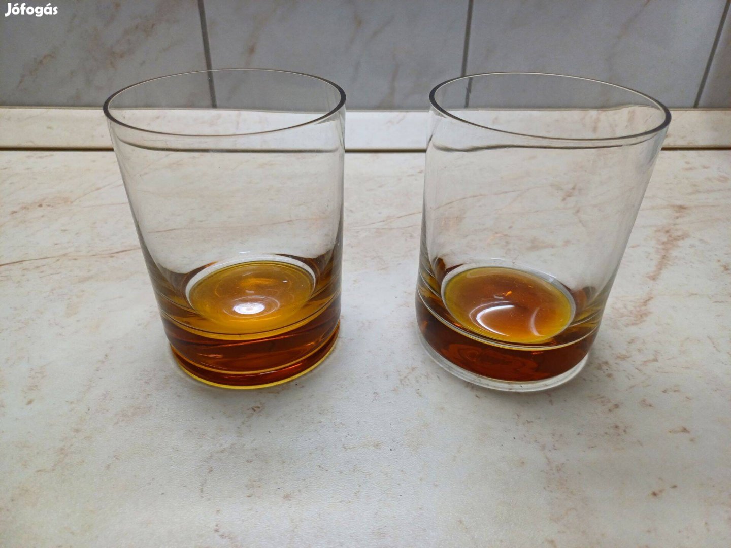 2 db barna aljú üveg pohár